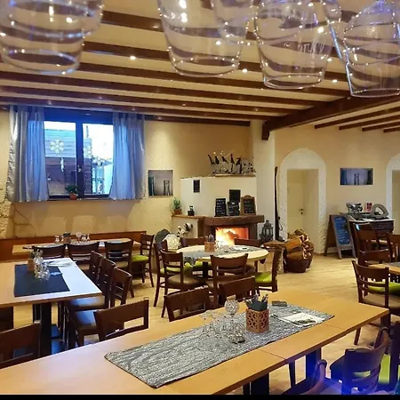 Pansiyon Ferienzimmer Weingut Mack Oestrich-Winkel